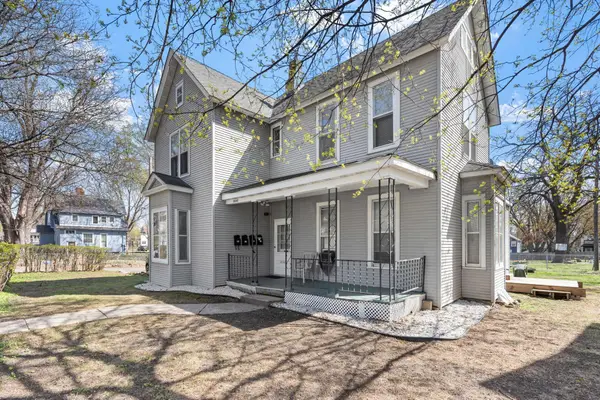 2048 Carroll Avenue, Saint Paul, MN 55104