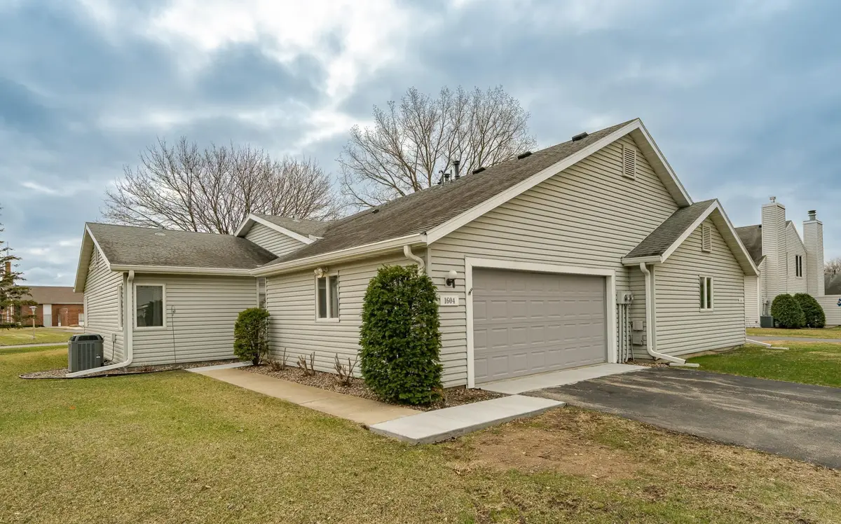 1604 10th Avenue Se #41, Rochester, MN 55904 - #1