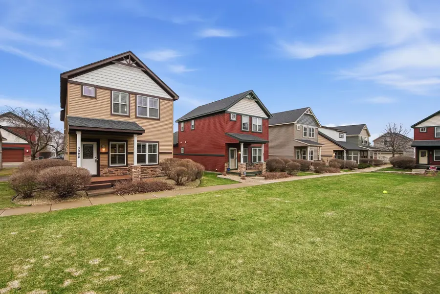 3024 Cottage Lane N, Maplewood, MN 55109 - #3