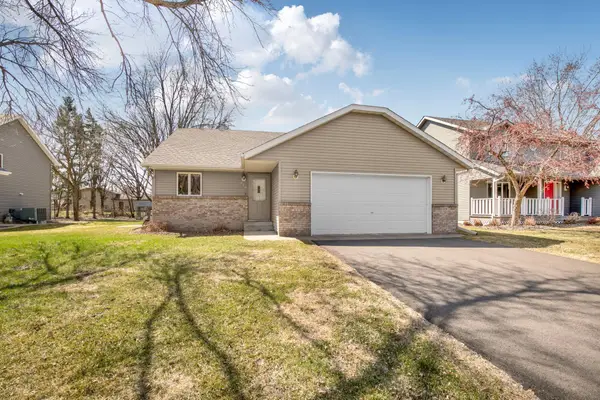 816 8th Street N, Sauk Rapids, MN 56379