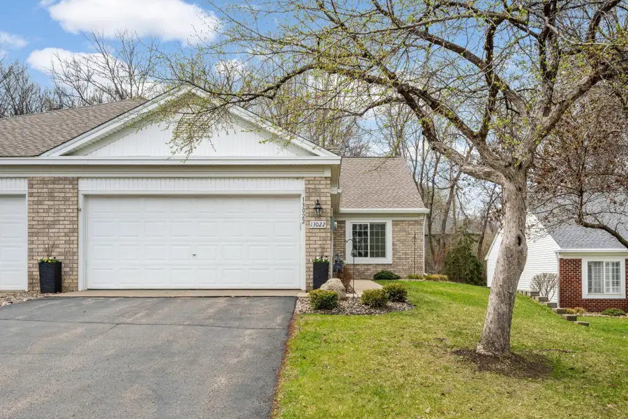 13022 Falcons Way, Savage, MN 55378 - #2