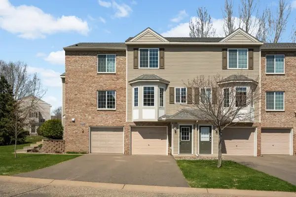 5034 Evergreen Drive N #2, Hugo, MN 55038