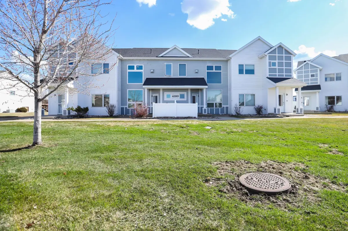4390 46th Avenue S #B, Fargo, ND 58104 - #1