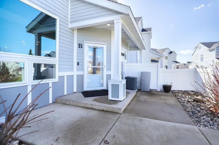 4390 46th Avenue S #B, Fargo, ND 58104 - #3