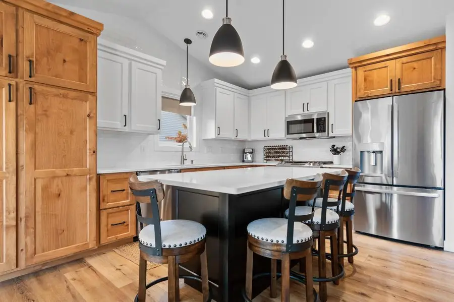 2006 Lakepark Avenue, Alexandria, MN 56308 - #2