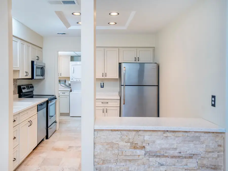 2275 Youngman Avenue #306W, Saint Paul, MN 55116 - #3