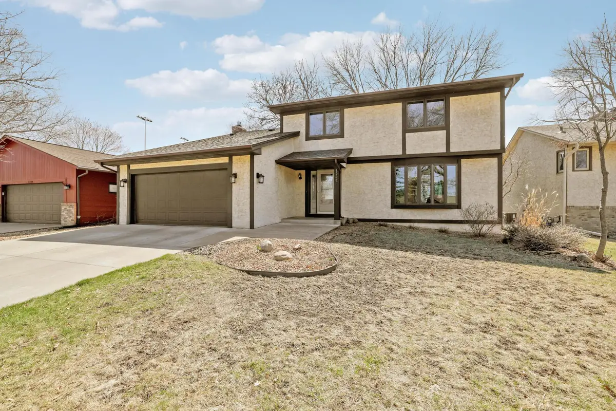 1208 Borealis Lane Ne, Minneapolis, MN 55421 - #1