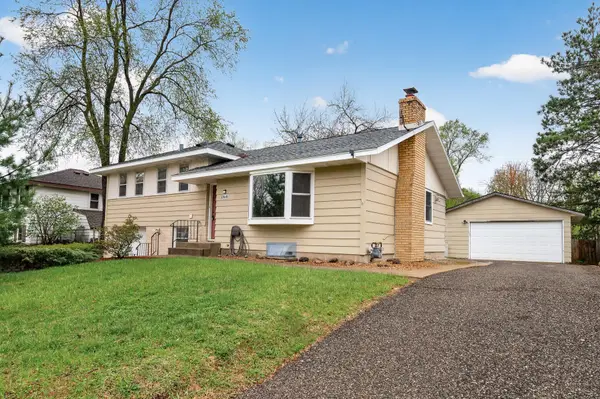 10640 Xavis Street Nw, Coon Rapids, MN 55433