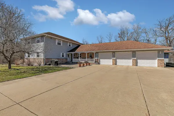 17425 Northwood Drive, Paynesville, MN 56362