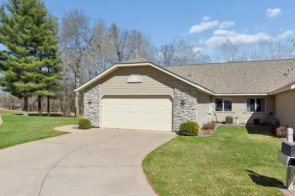 650 Deer Path, Osceola, WI 54020