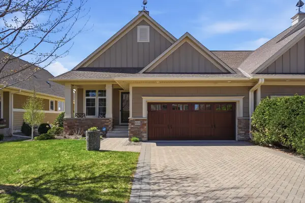 8808 Lake Riley Drive, Chanhassen, MN 55317