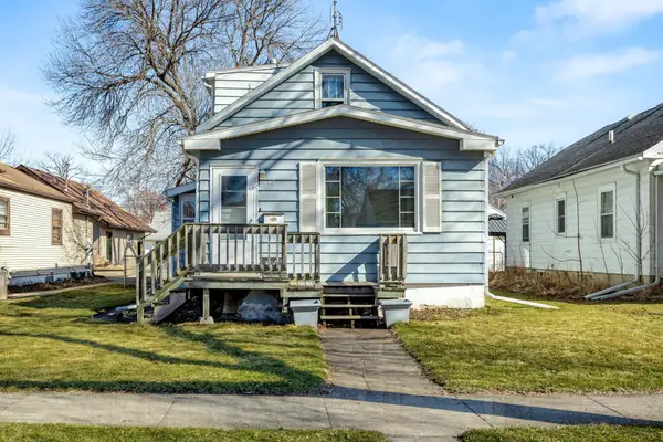 443 15th Avenue S, Fargo, ND 58103