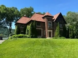 51 W Sarnia Street, Winona, MN 55987 - #1