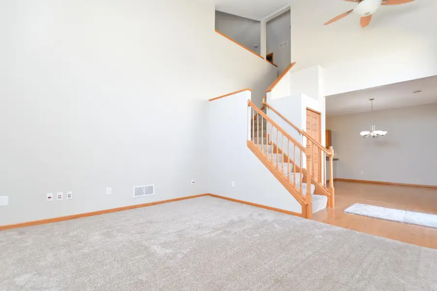 8626 Savanna Oaks Bay #A, Woodbury, MN 55125 - #3