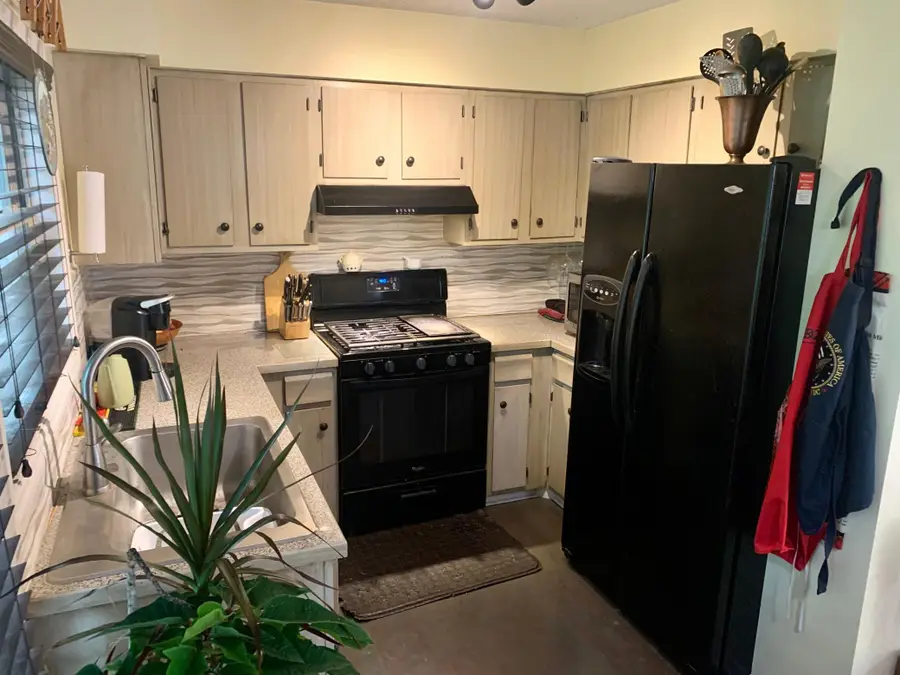 128 Avignon Court, Woodbury, MN 55125 - #3