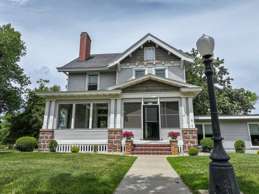 417 6th Avenue W, Alexandria, MN 56308 - #2