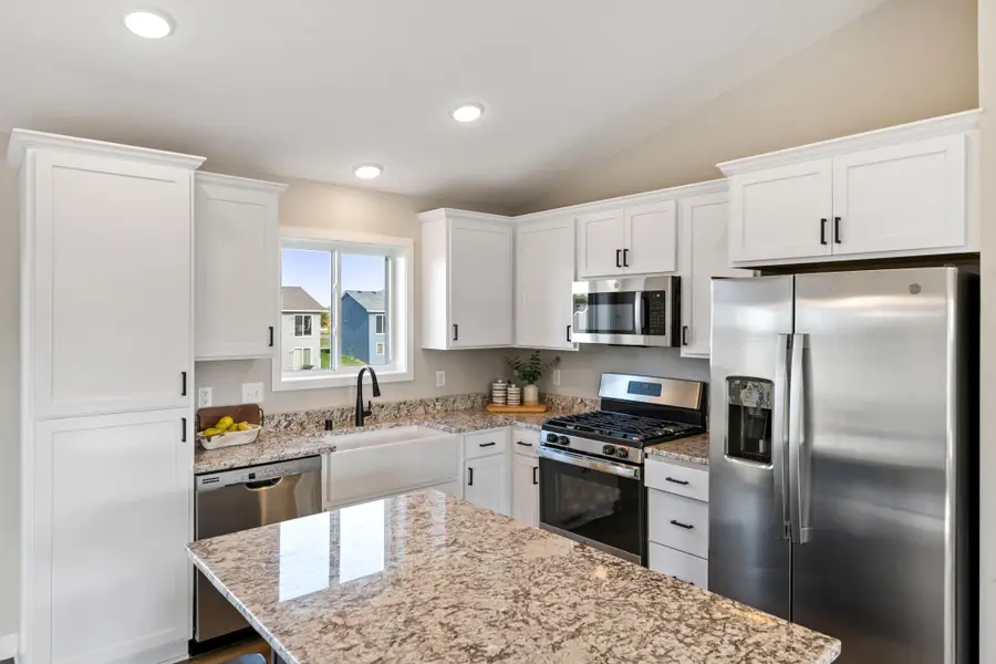 1502 Woods Road Ne, Isanti, MN 55040 - #2
