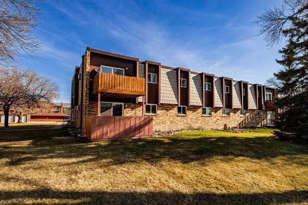 715 32nd Avenue N #B203, Fargo, ND 58102