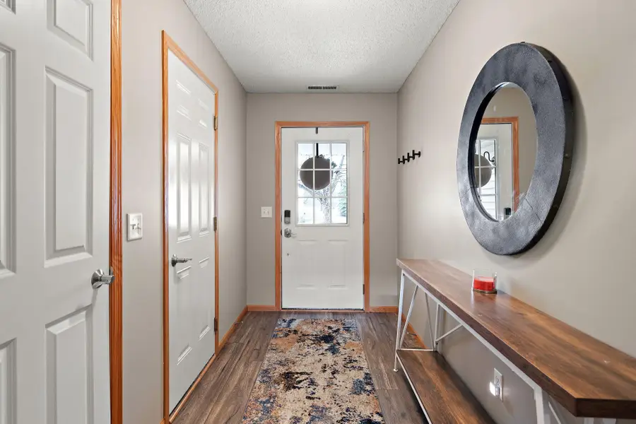 8532 Lakeview Terrace, Savage, MN 55378 - #3