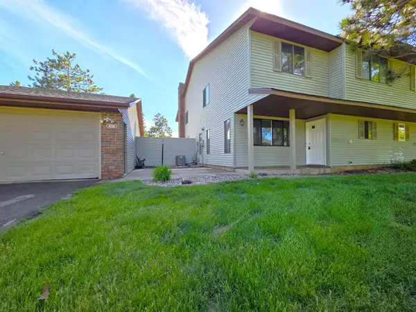 4710 Lenore Lane, Saint Paul, MN 55122