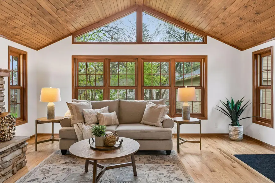 3100 Noble Avenue N, Minneapolis, MN 55422 - #3