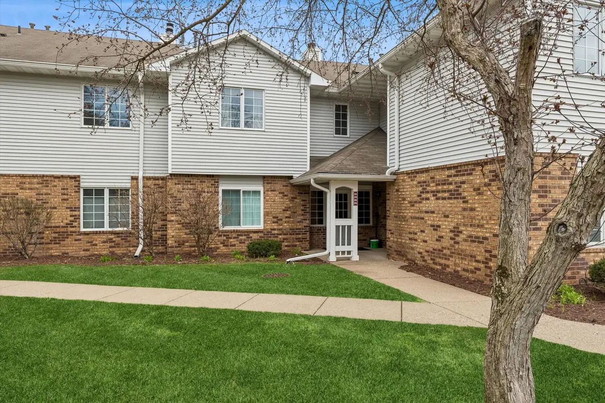 3557 Blue Jay Way #202, Eagan, MN 55123 - #1