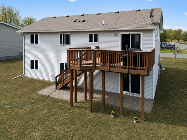401 Fischer Street Nw, Montgomery, MN 56069