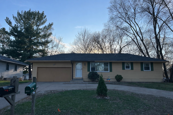 7516 Arthur Street Ne, Fridley, MN 55432
