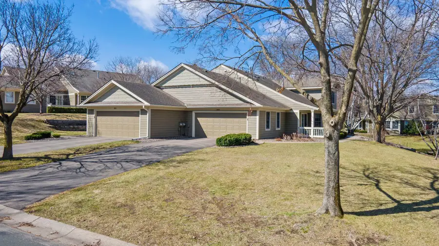 809 Ivy Lane, Eagan, MN 55123 - #3