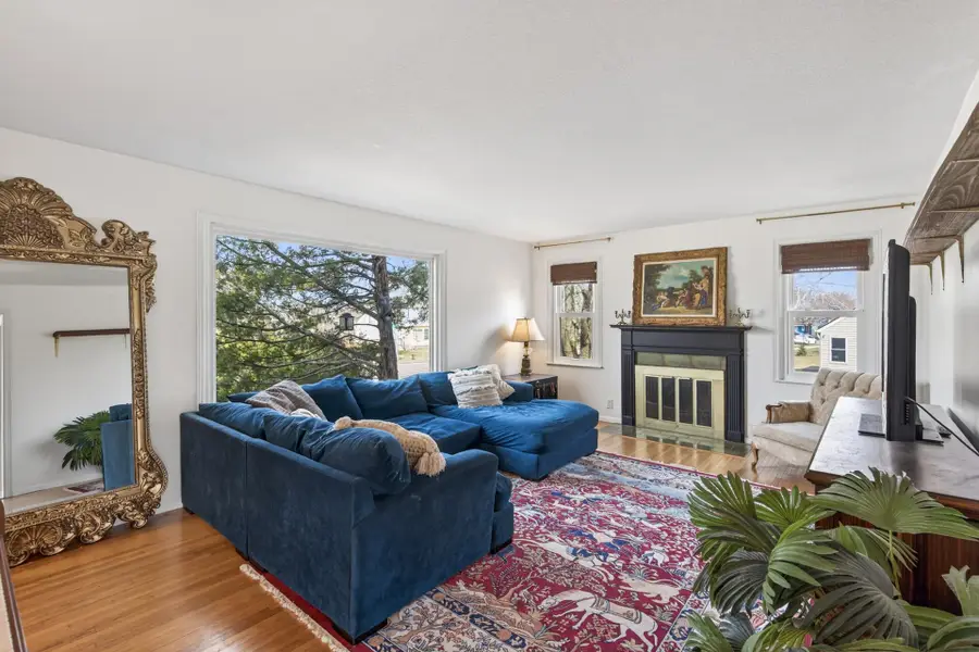 2672 Parkview Boulevard, Robbinsdale, MN 55422 - #2