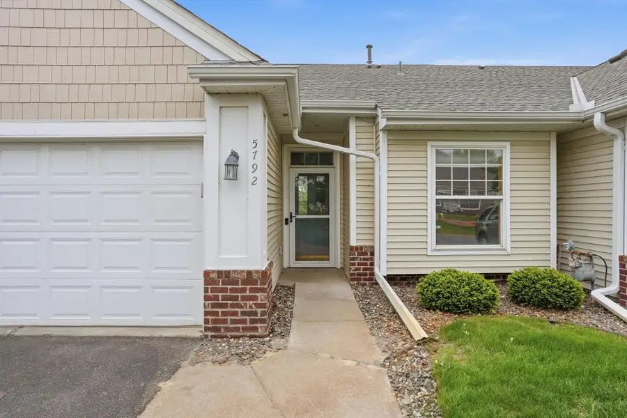 5792 Prairie Ridge Drive #182, Shoreview, MN 55126 - #3