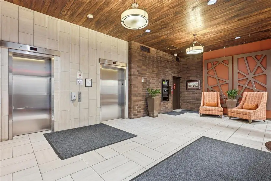 26 10th Street W #1809, Saint Paul, MN 55102 - #3