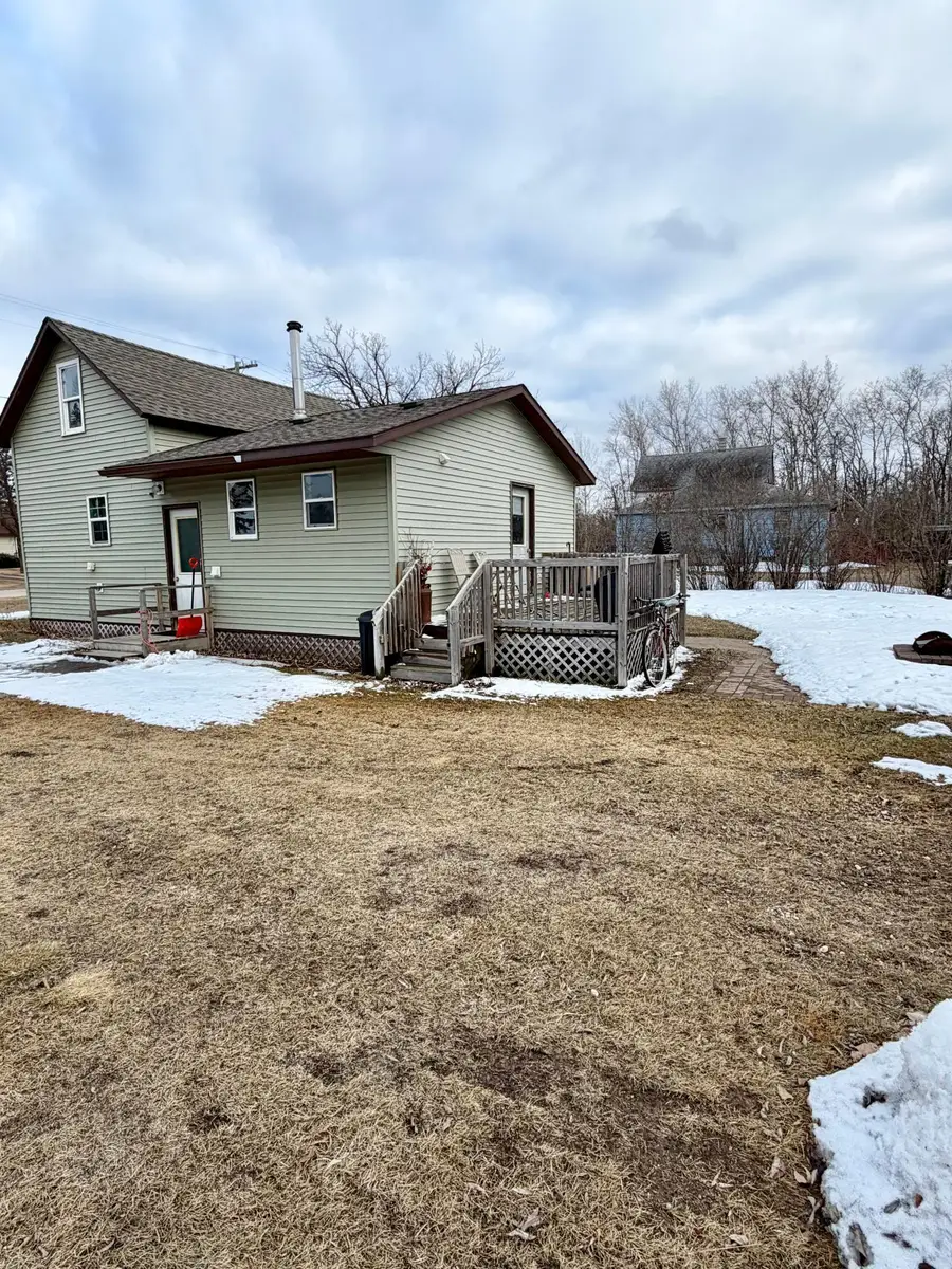 305 Harding Street S, Karlstad, MN 56732 - #3