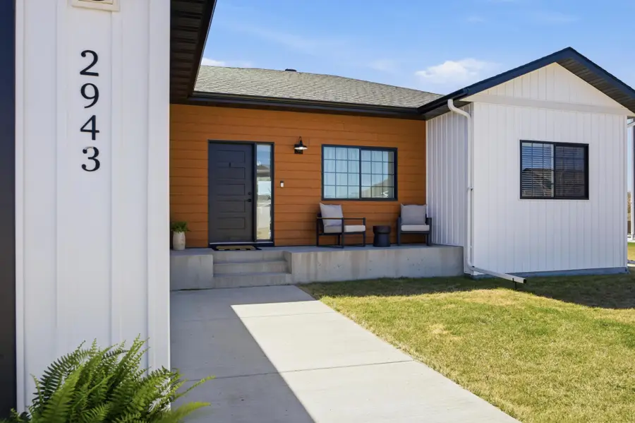 2943 Prairie Farms Circle S, Fargo, ND 58104 - #3