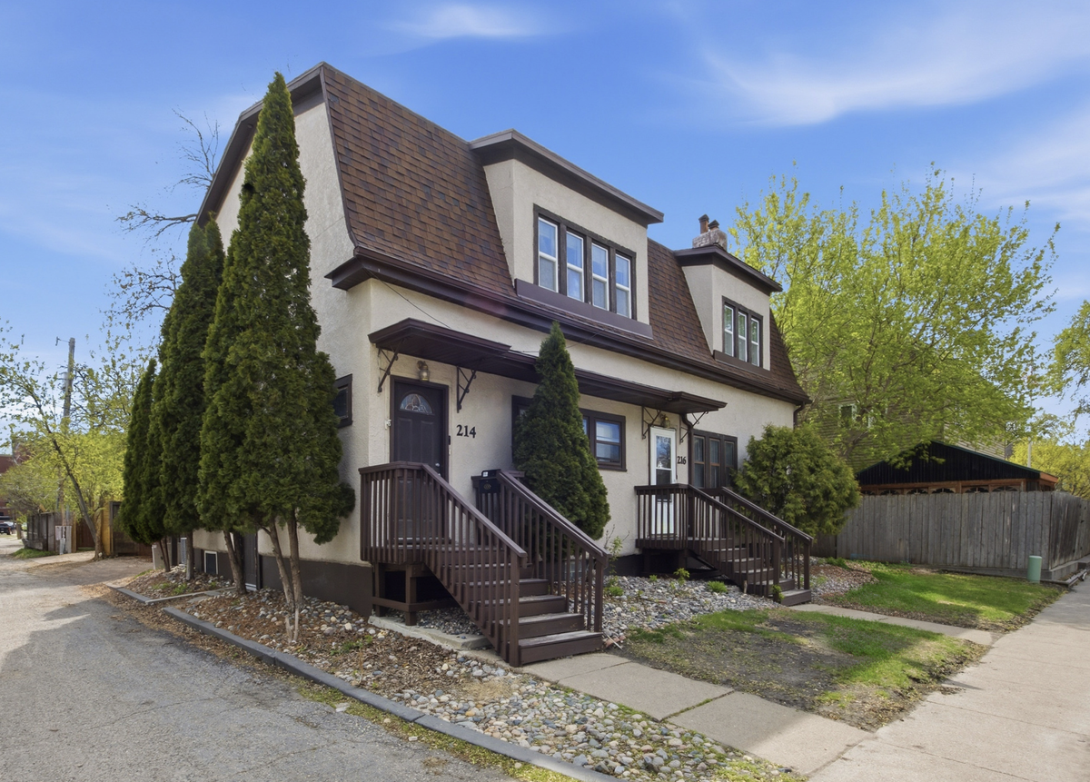 214-216 12th Street S, Fargo, ND 58103 - #1
