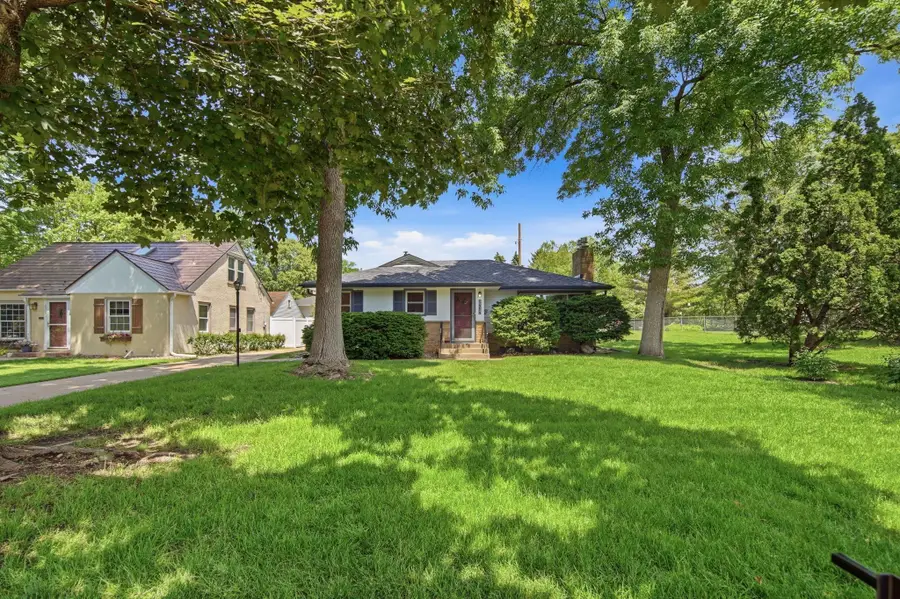 2717 30th Avenue Ne, Minneapolis, MN 55418 - #2