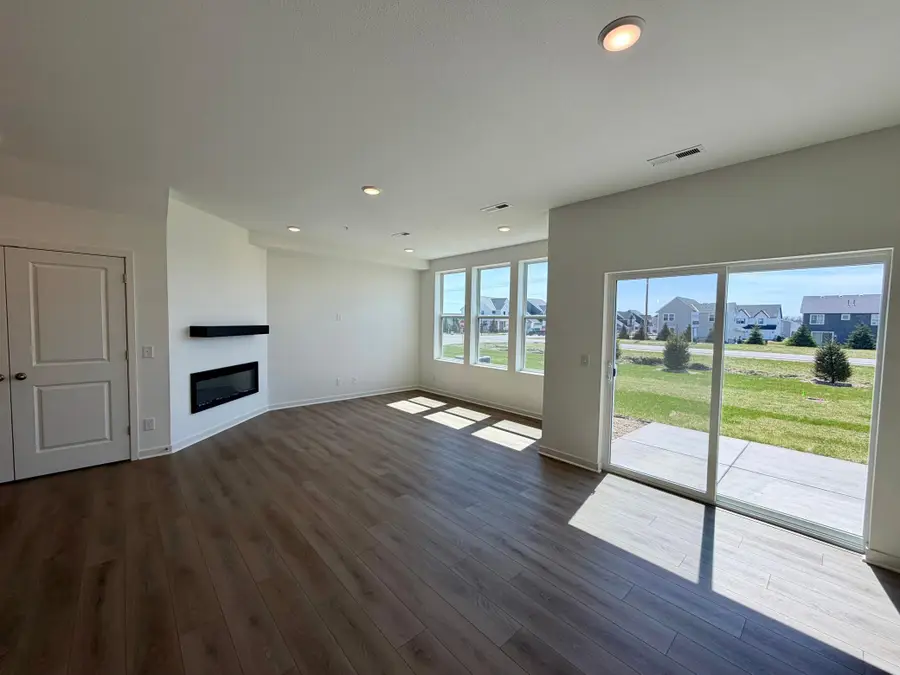 4745 Airlake Drive, Woodbury, MN 55129 - #3