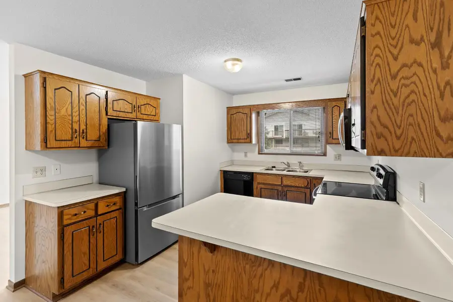 4277 Parkview Court, Saint Paul, MN 55127 - #2