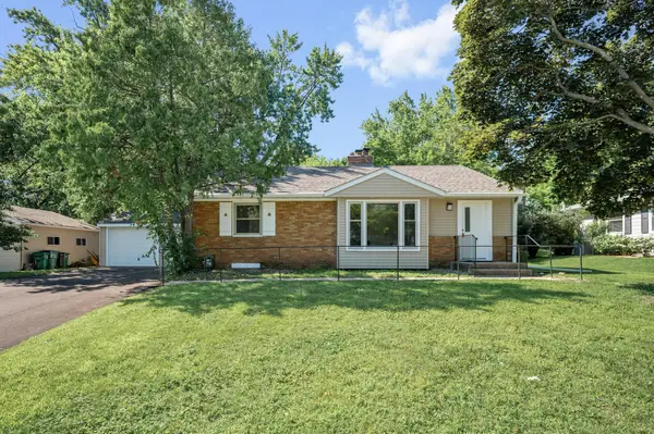 7907 W 25th Street, Minneapolis, MN 55426