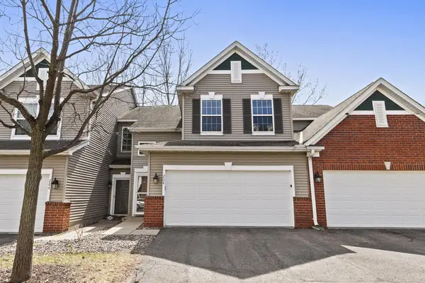 204 Heritage Lane, Circle Pines, MN 55014