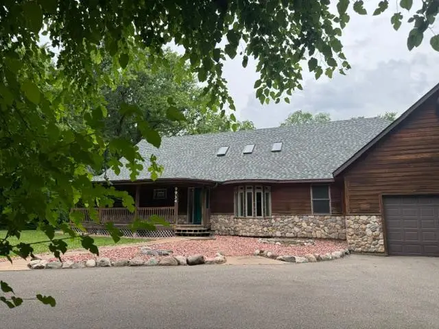 9934 Maple Avenue, Bloomington, MN 55431 - #2