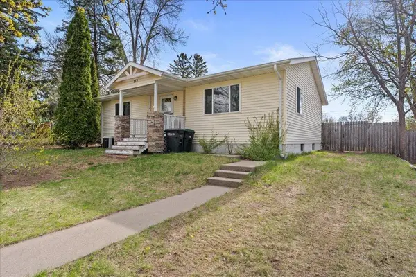 712 8th Street Ne, Little Falls, MN 56345
