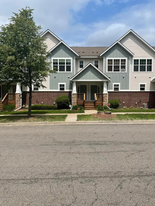 1451 Magnolia Avenue E, Saint Paul, MN 55106