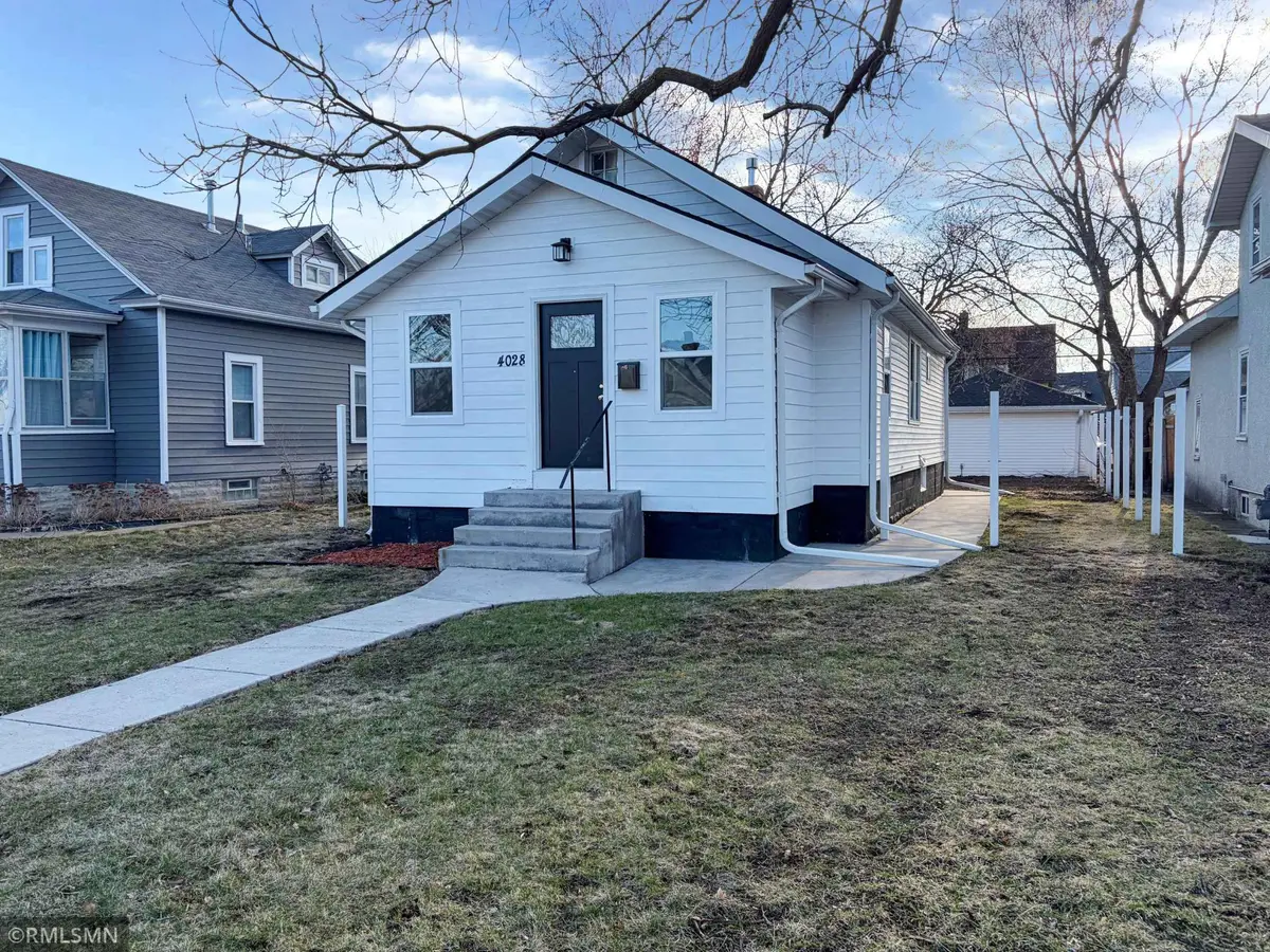 4028 Aldrich Avenue N, Minneapolis, MN 55412 - #1