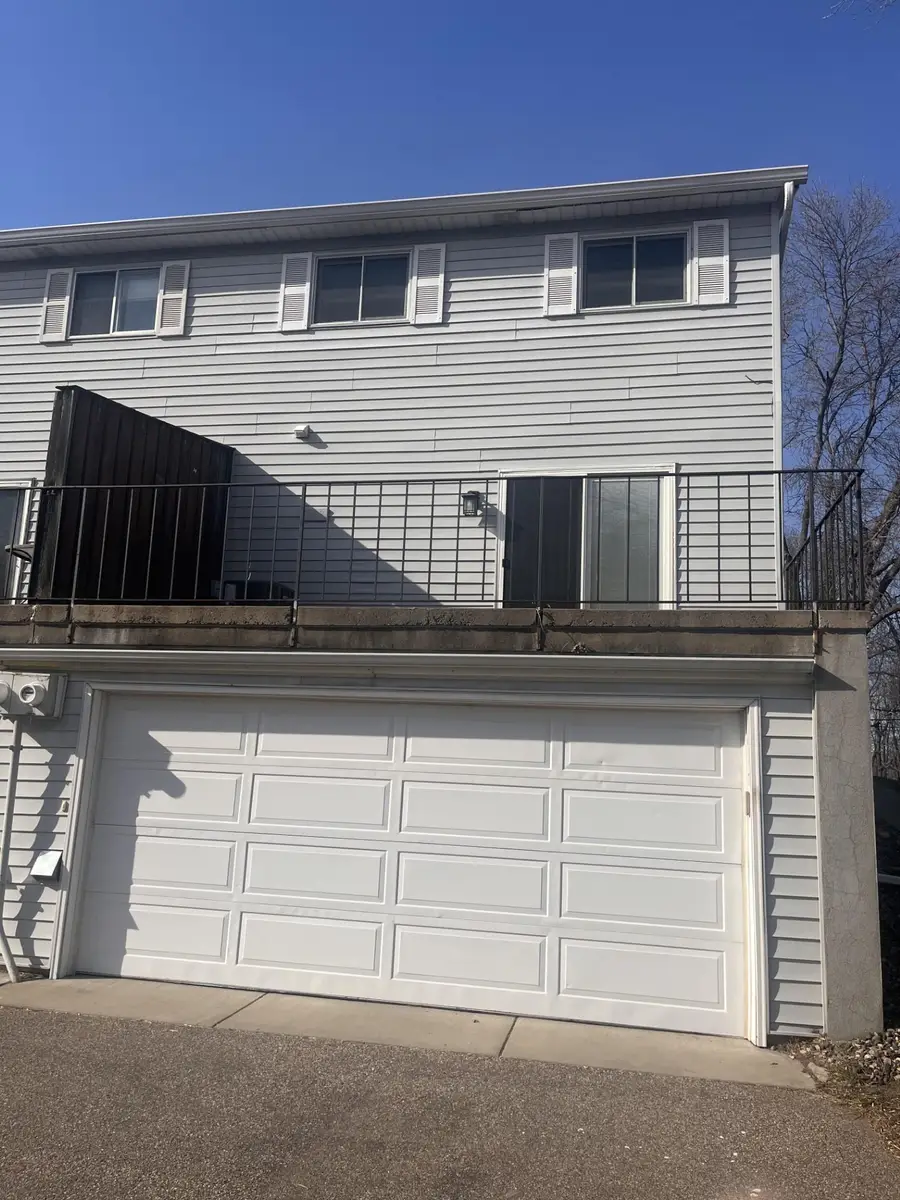 6407 15th Street N, Oakdale, MN 55128 - #2