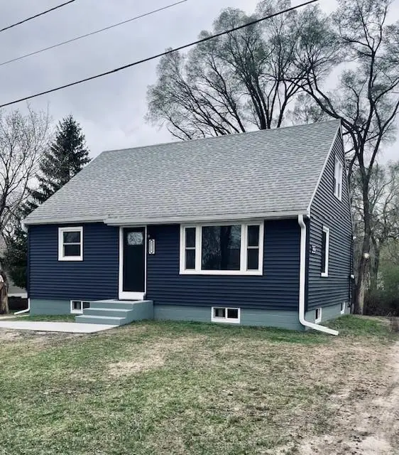 2115 E River Road Ne, Rochester, MN 55906