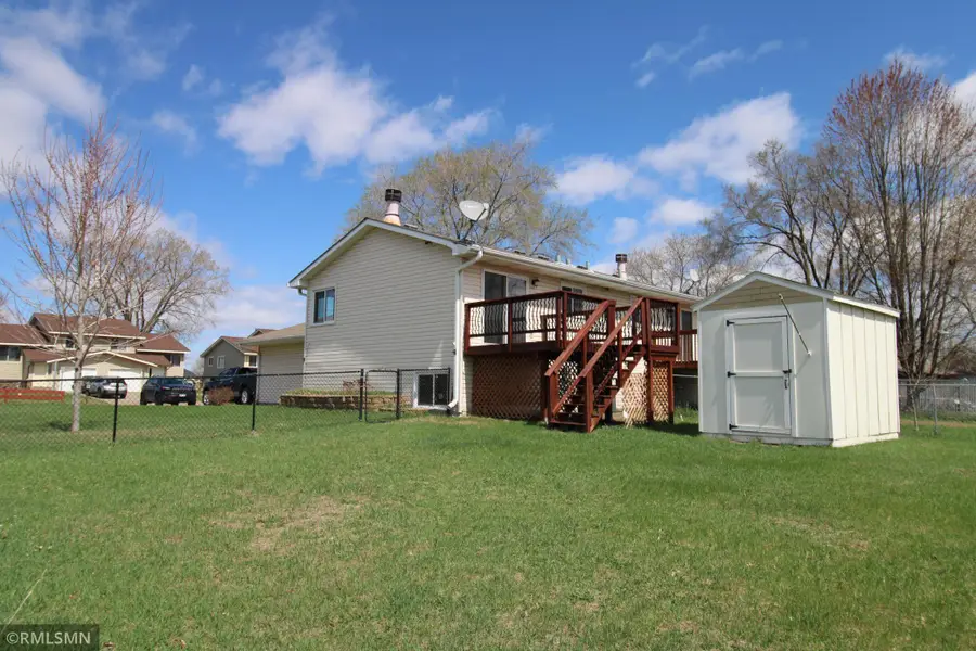 5821 84 1/2 Avenue N, Minneapolis, MN 55443 - #2