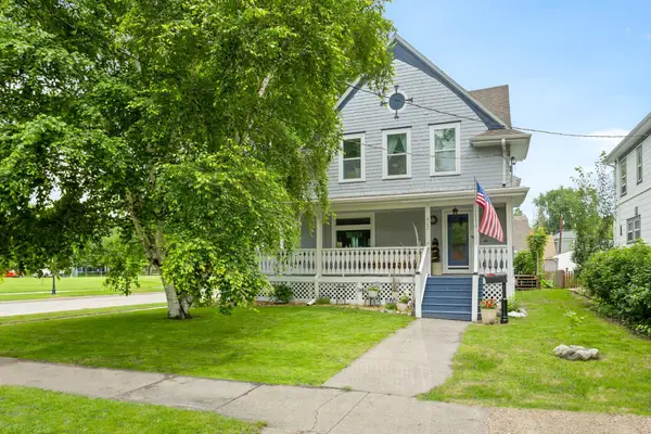 429 9th Avenue S, Fargo, ND 58103