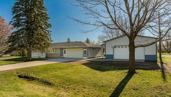 213 Main Street N, Claremont, MN 55924