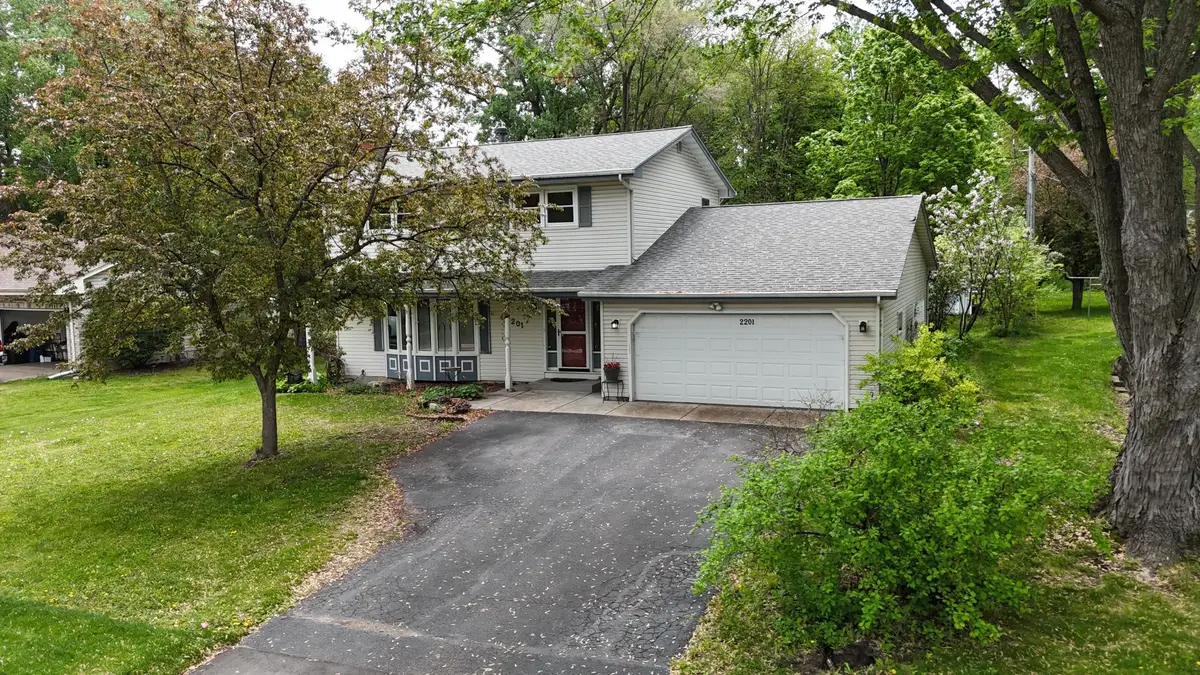 2201 Mounds Avenue, Saint Paul, MN 55112 - #1
